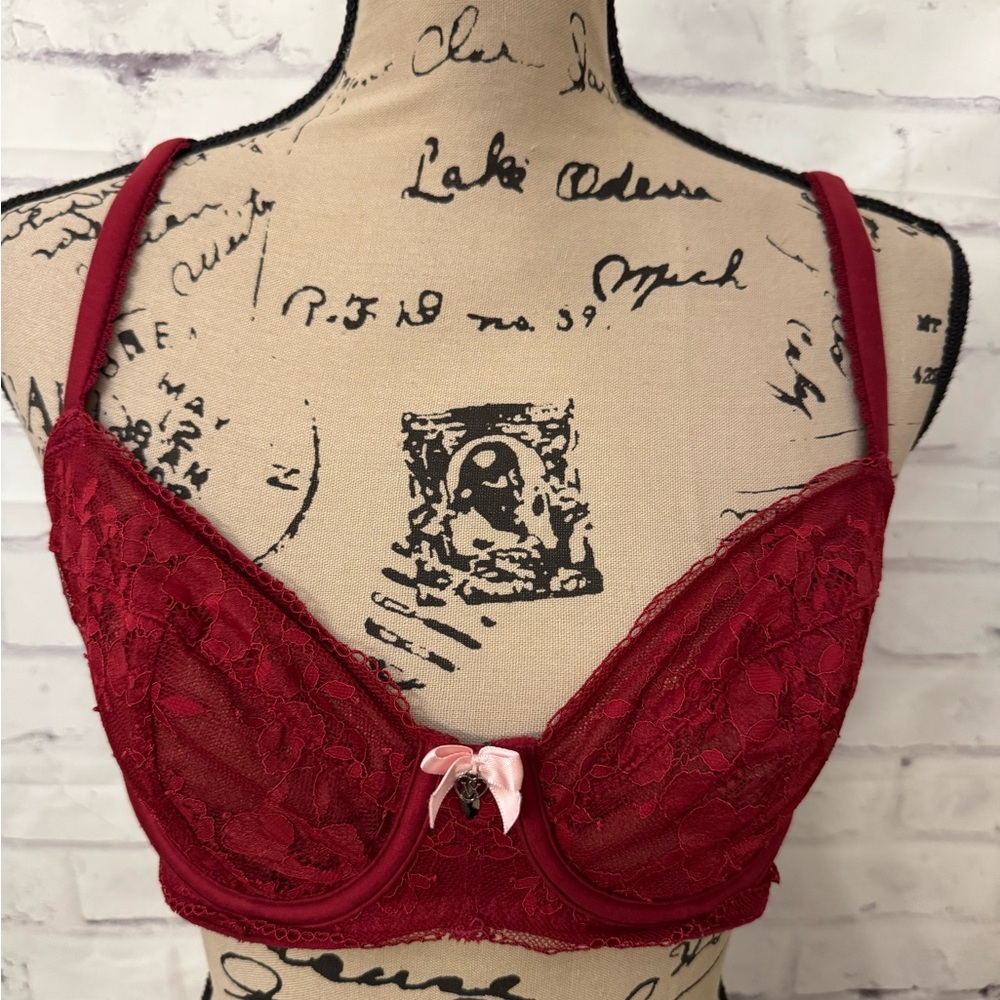 Victoria's Secret Bra 34D Body By Victoria Unlined Demi Lingerie Red Lace